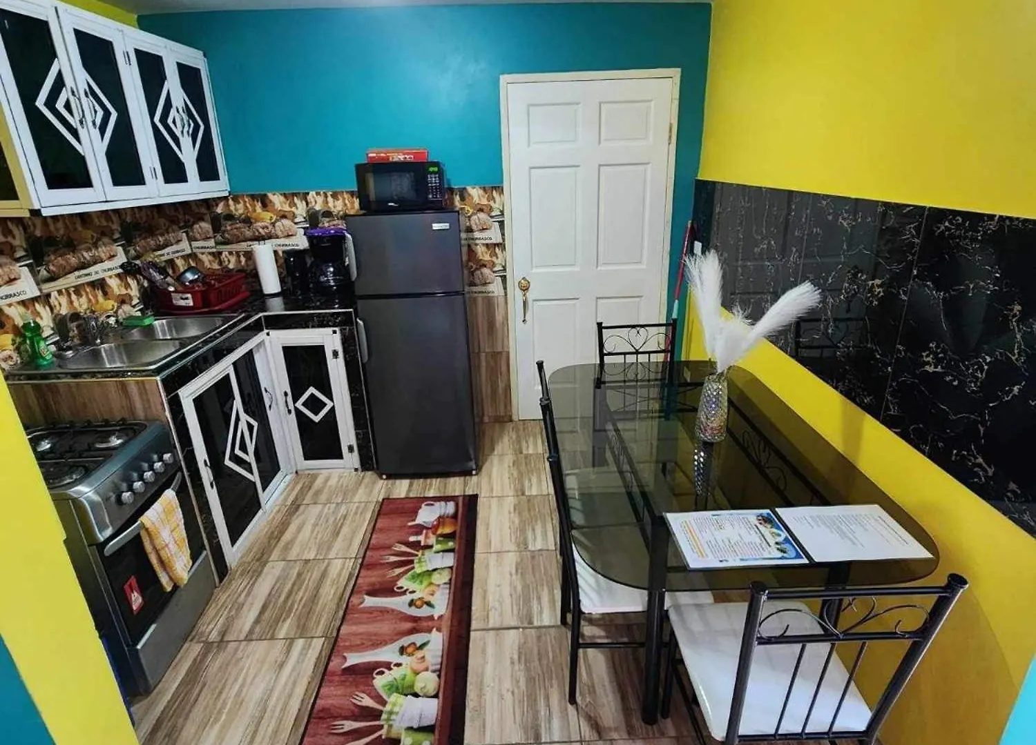 Montego Bay Rooms And Tours 0*, Montego Bay Jamaica